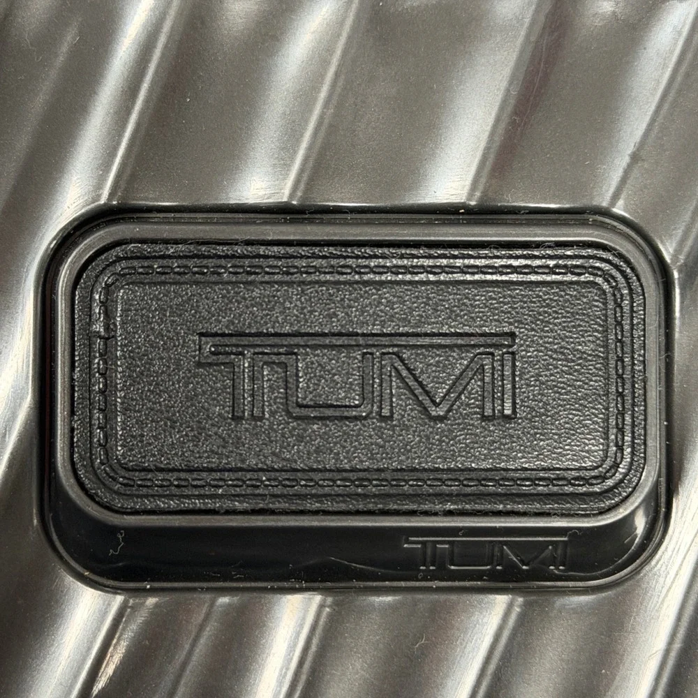 Tumi Amenity Kit Unisex Black Air India Hardshell 19 Degree Ribbed Travel Case